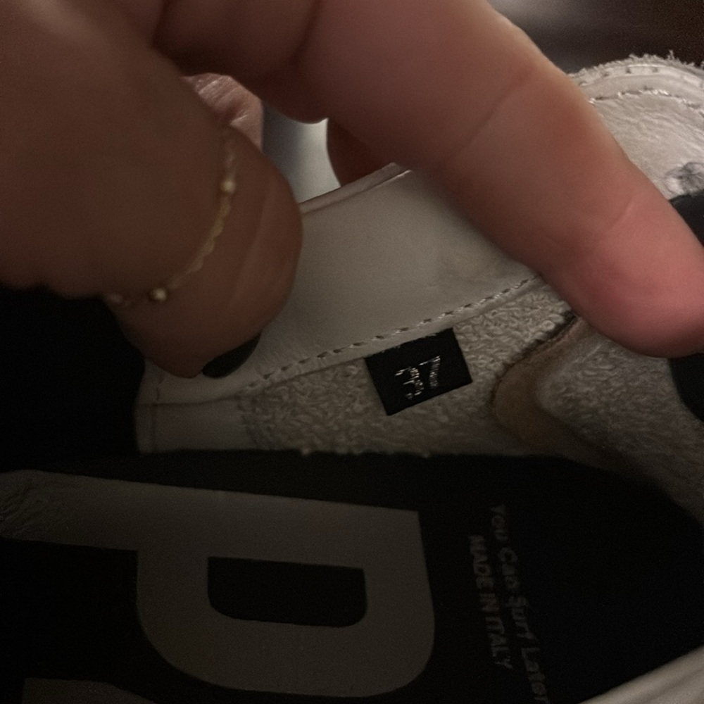 P448 shoes - Picture 3 of 5